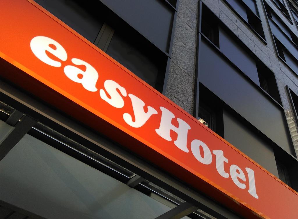 Easyhotel Frankfurt City Center Frankfurt am Main Exterior photo