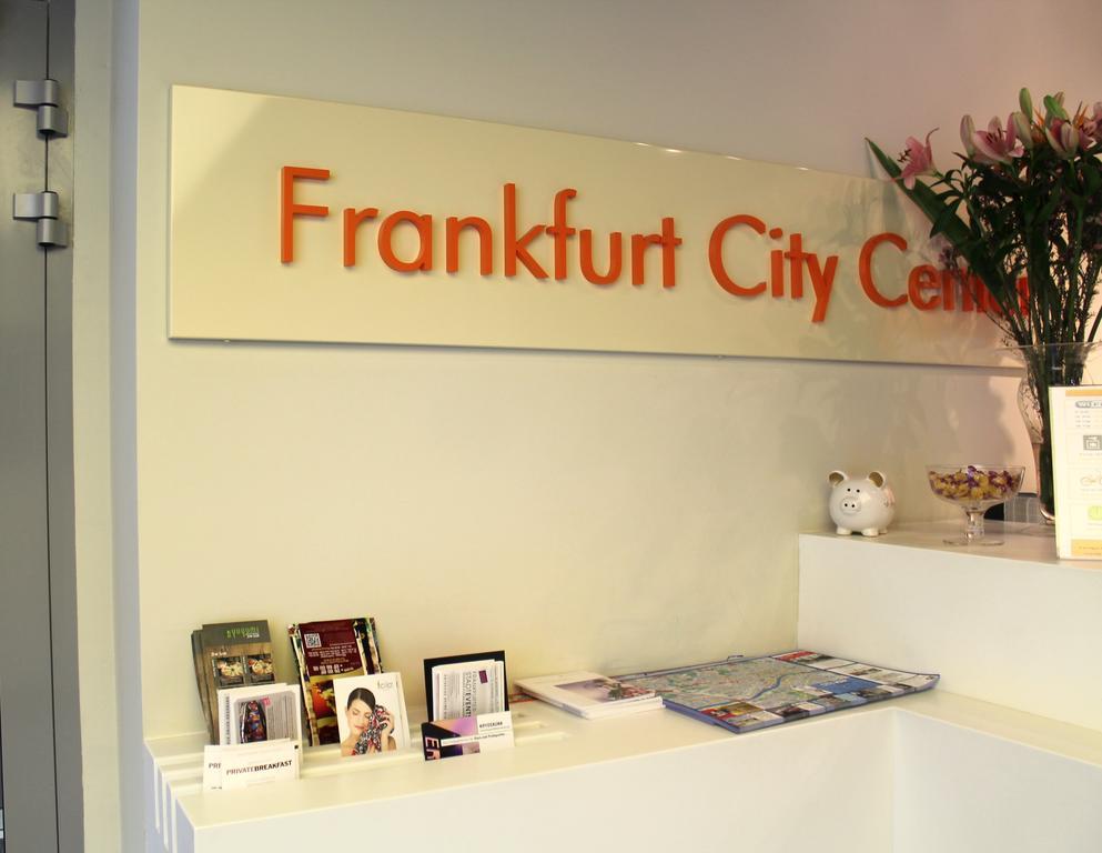 Easyhotel Frankfurt City Center Frankfurt am Main Exterior photo