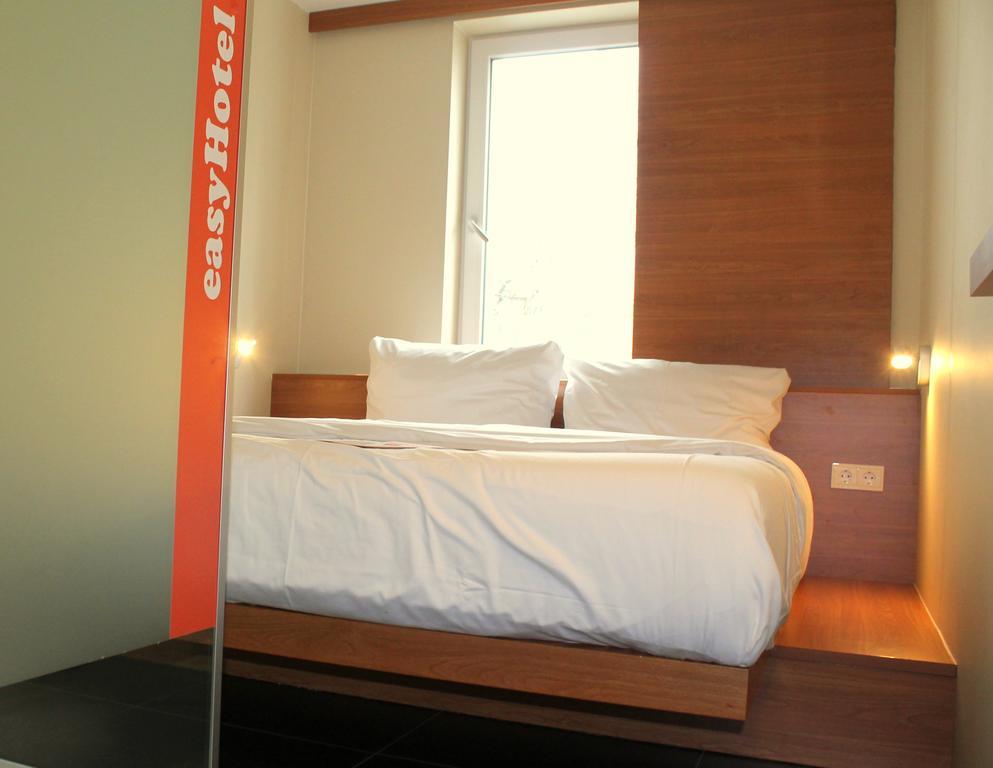 Easyhotel Frankfurt City Center Frankfurt am Main Room photo